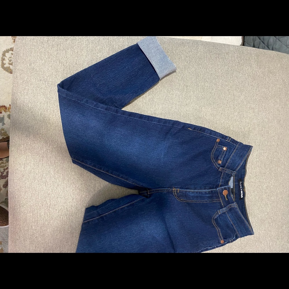High waisted jeans